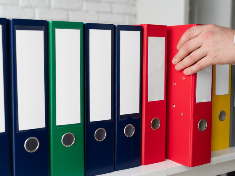 carpeta-anillas-utilizada-documentos-almacenados